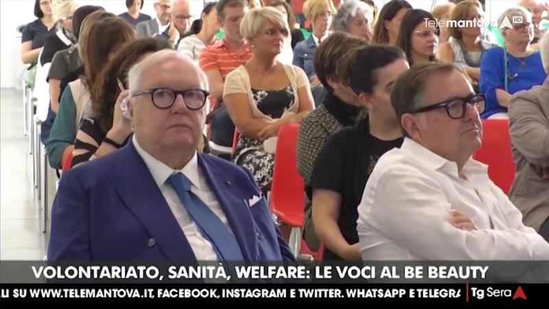 Grande partecipazione alla conferenza: La Bellezza nella relazione d'aiuto