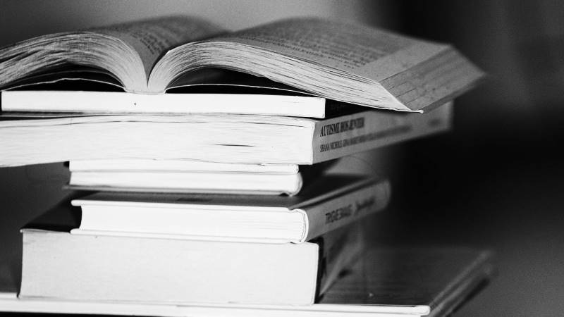 Raccorderie Metalliche promuove la lettura con una nuova area per la condivisione dei libri